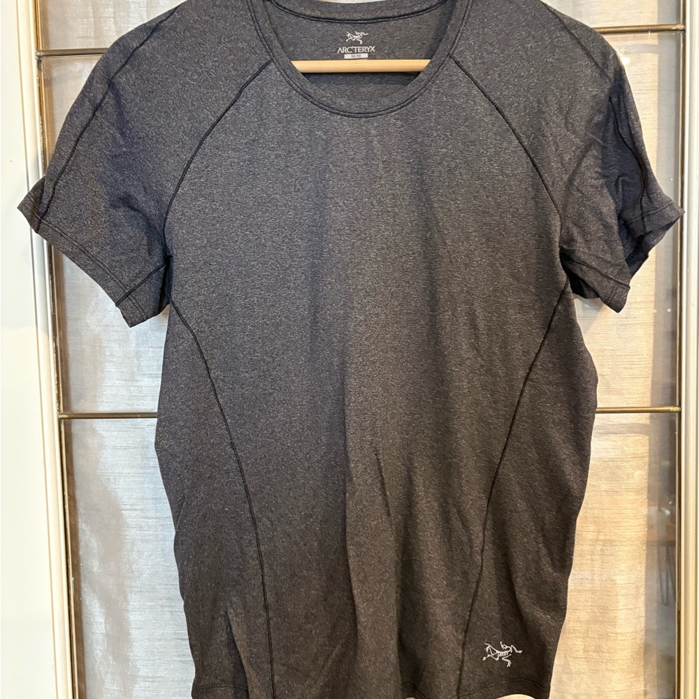 Arc'teryx Women’s Charcoal Short Sleeve Tee